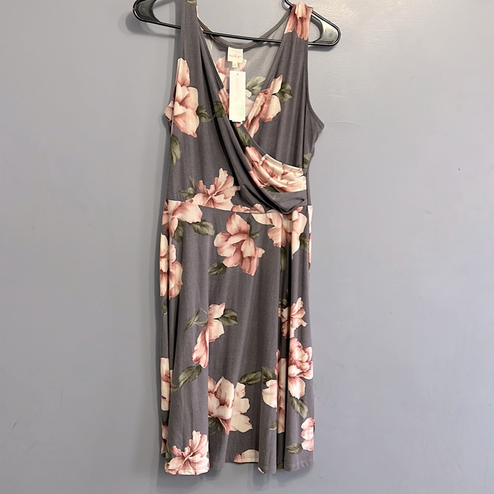 Kaileigh floral dress New with tags